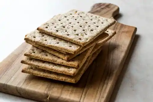 ragi crispy crackers=